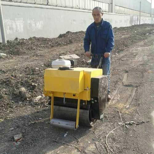 熟悉小型壓路機操作流程，提高工作效率